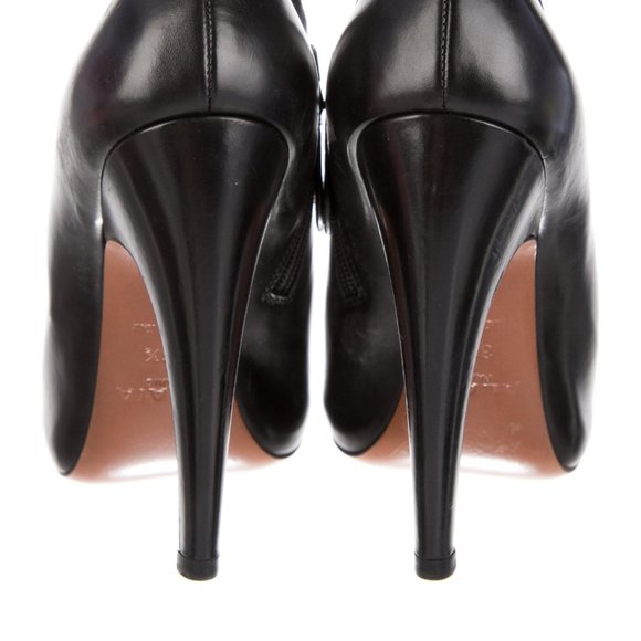 NWT Alaia Peep Toe Ankle Boots with Curved Heel Black Leather size 36.5 - Picture 7 of 8